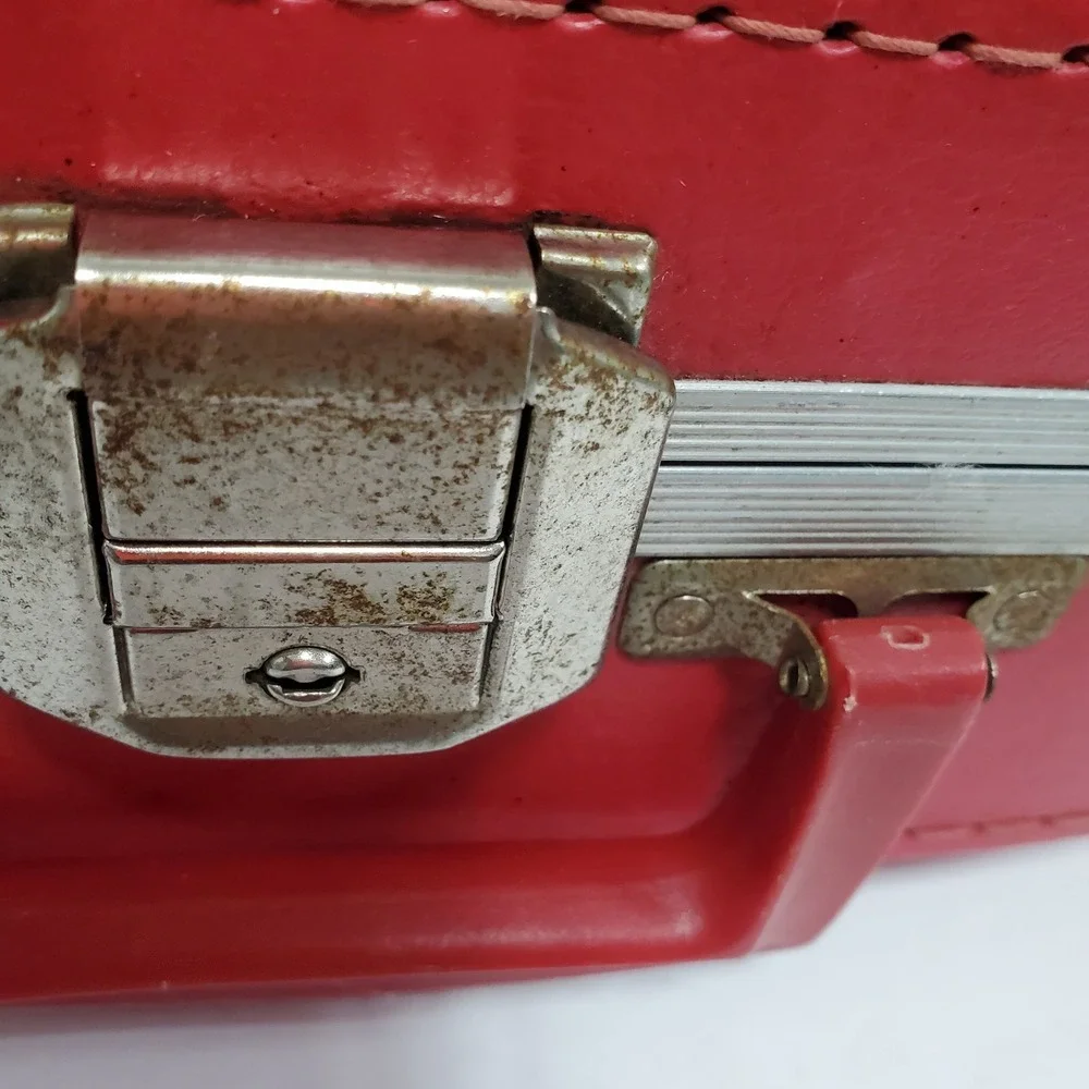 N/A vintage red